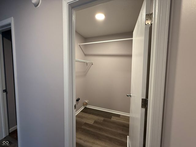 5643 Imperial Woods Circle, Indianapolis, IN 46224