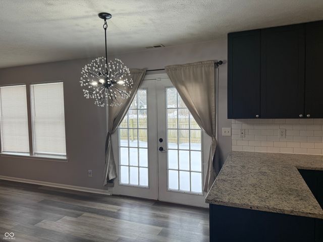 5643 Imperial Woods Circle, Indianapolis, IN 46224