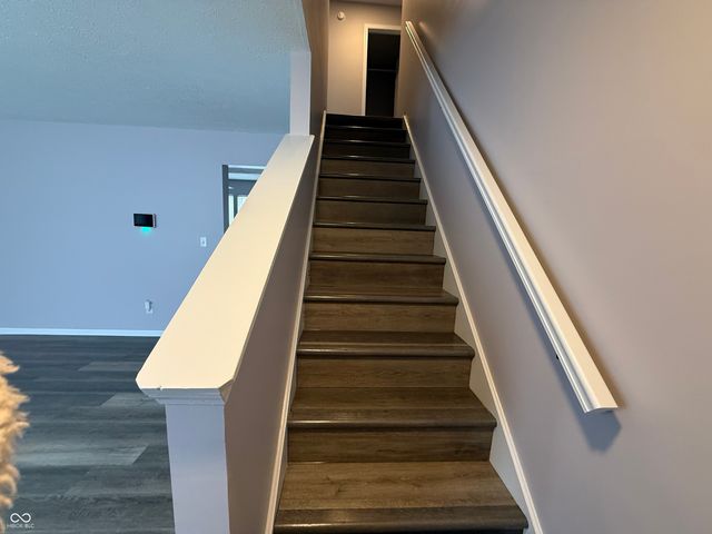 5643 Imperial Woods Circle, Indianapolis, IN 46224