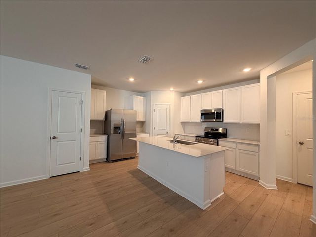 5116 CLAY WHALEY ROAD, St Cloud, FL 34772
