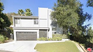 17033 Empanada Place, Encino, CA 91436