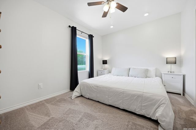 1011 MOREY PEAK DR, San Antonio, TX 78213