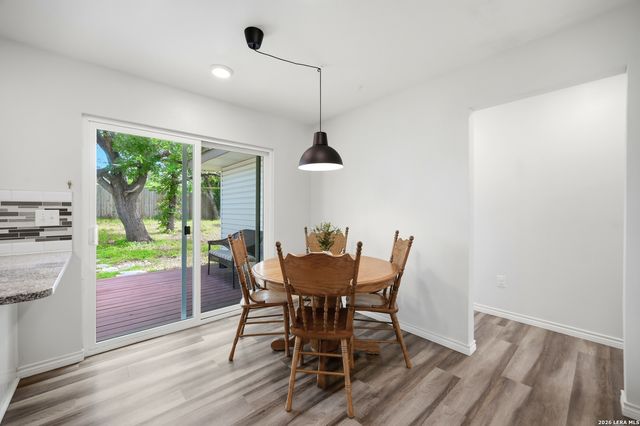 1011 MOREY PEAK DR, San Antonio, TX 78213