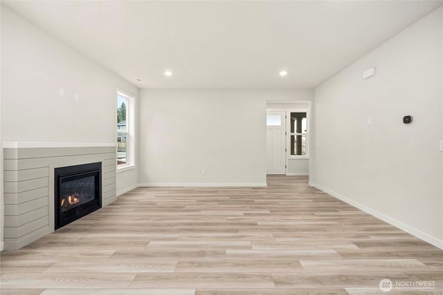 3999 Flat Top Drive, Bremerton, WA 98312