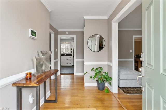 5 Cameron Drive, Newport News, VA 23606