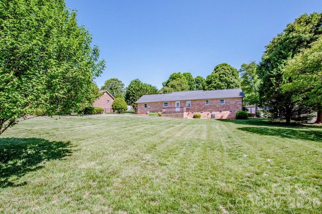 173 Doe Trail Lane, Statesville, NC 28625