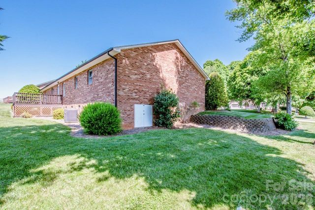 173 Doe Trail Lane, Statesville, NC 28625