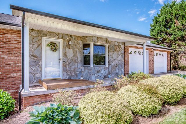 173 Doe Trail Lane, Statesville, NC 28625
