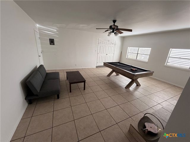 3504 Erwin Avenue, Victoria, TX 77901