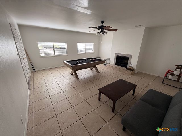 3504 Erwin Avenue, Victoria, TX 77901