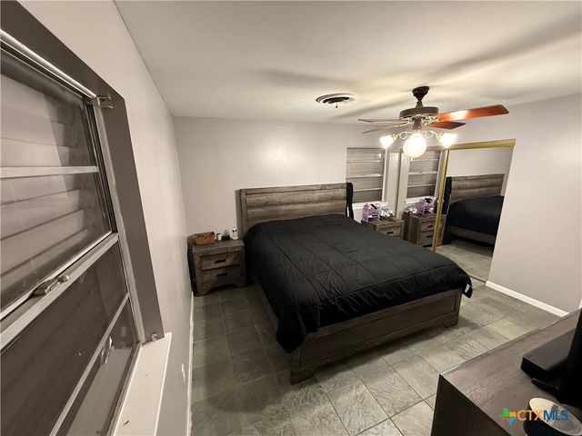 3504 Erwin Avenue, Victoria, TX 77901