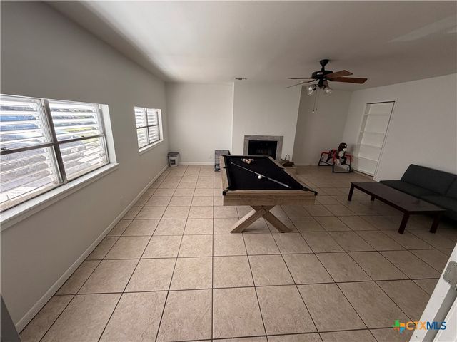 3504 Erwin Avenue, Victoria, TX 77901