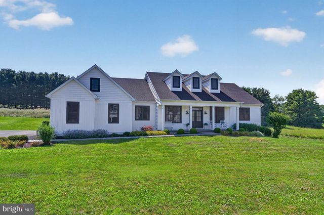 80 BOWLING VIEW RD, Front Royal, VA 22630