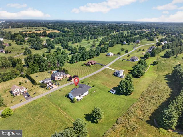 80 BOWLING VIEW RD, Front Royal, VA 22630