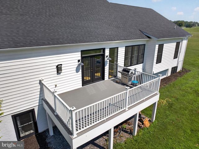 80 BOWLING VIEW RD, Front Royal, VA 22630