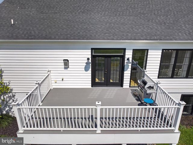 80 BOWLING VIEW RD, Front Royal, VA 22630