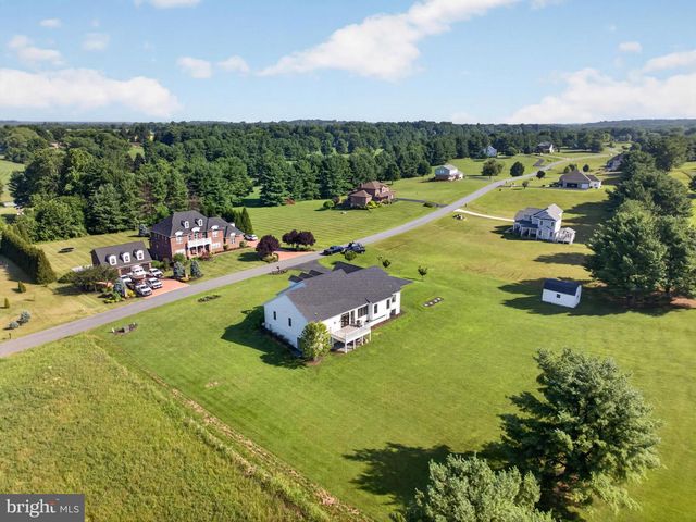 80 BOWLING VIEW RD, Front Royal, VA 22630