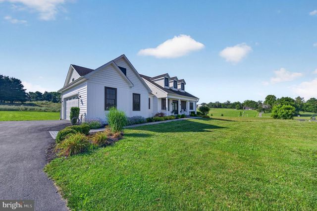 80 BOWLING VIEW RD, Front Royal, VA 22630