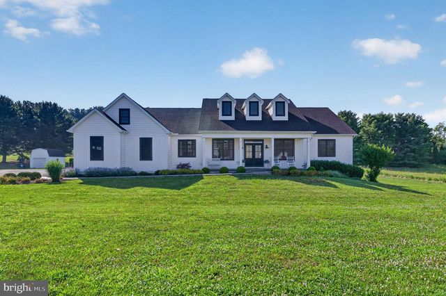 80 BOWLING VIEW RD, Front Royal, VA 22630