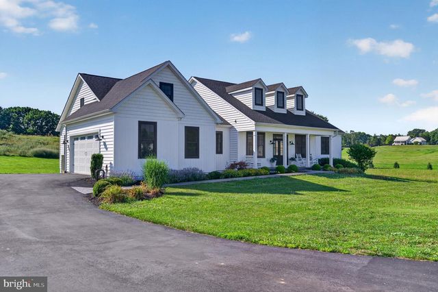 80 BOWLING VIEW RD, Front Royal, VA 22630