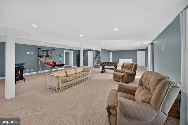 80 BOWLING VIEW RD, Front Royal, VA 22630