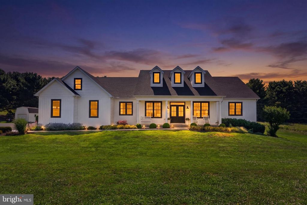 80 BOWLING VIEW RD, Front Royal, VA 22630