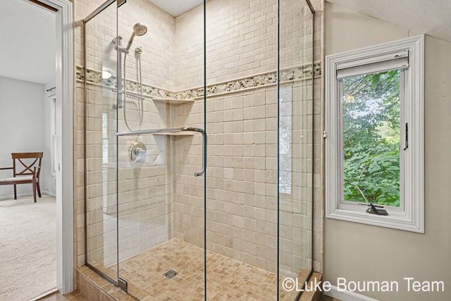 3635 Vienna Stras Street, Laketown Twp, MI 49423