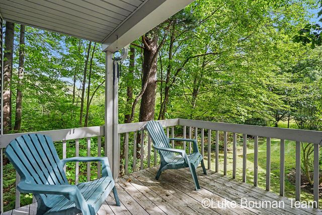 3635 Vienna Stras Street, Laketown Twp, MI 49423