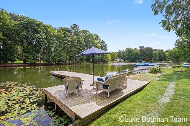 3635 Vienna Stras Street, Laketown Twp, MI 49423