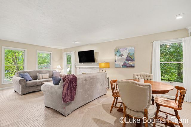 3635 Vienna Stras Street, Laketown Twp, MI 49423