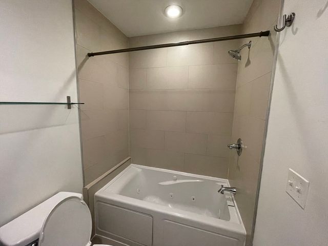 104 D St 2, Boston, MA 02127