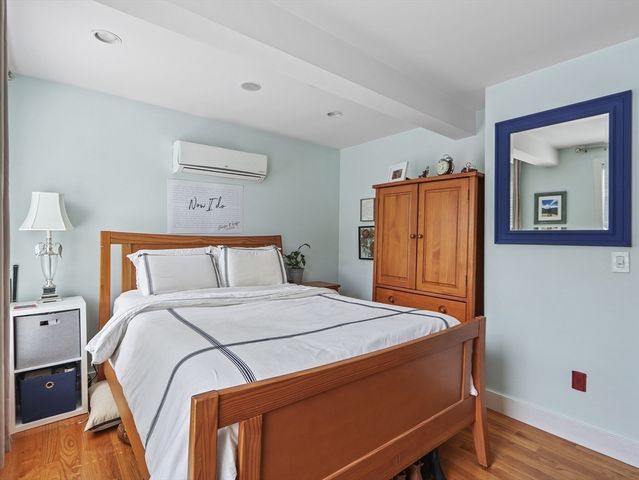 104 D St 2, Boston, MA 02127