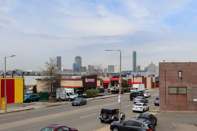 104 D St 2, Boston, MA 02127