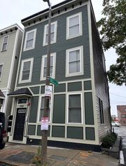 104 D St 2, Boston, MA 02127