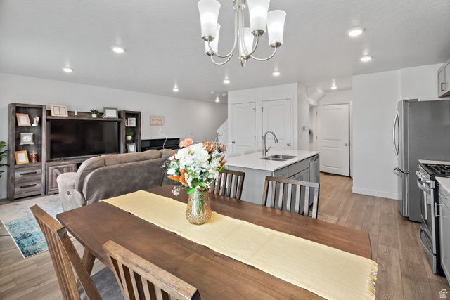 1064 E PILOT ST, Saratoga Springs, UT 84045