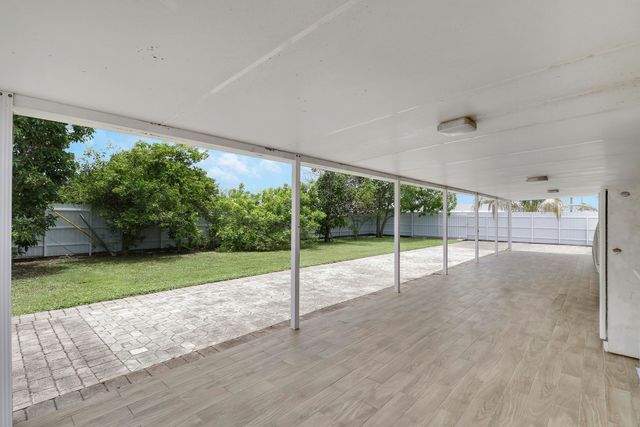 2488 Pineway Drive, West Palm Beach, FL 33415