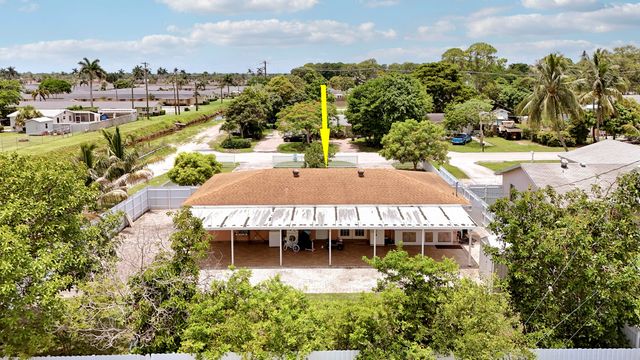 2488 Pineway Drive, West Palm Beach, FL 33415