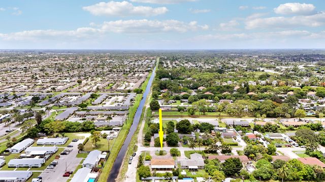 2488 Pineway Drive, West Palm Beach, FL 33415