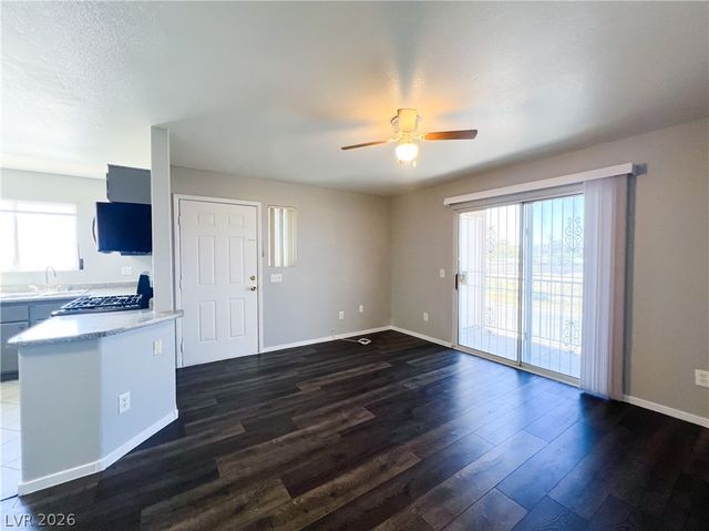 1520 Ben Or Street 202, Las Vegas, NV 89110