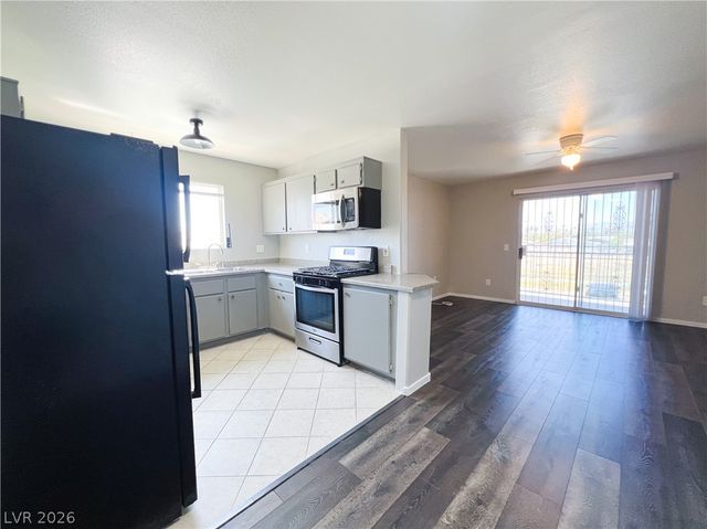 1520 Ben Or Street 202, Las Vegas, NV 89110