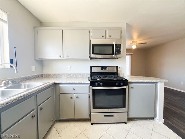 1520 Ben Or Street 202, Las Vegas, NV 89110