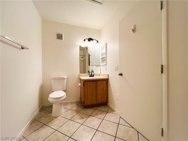 1520 Ben Or Street 202, Las Vegas, NV 89110