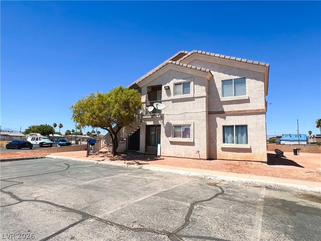 1520 Ben Or Street 202, Las Vegas, NV 89110