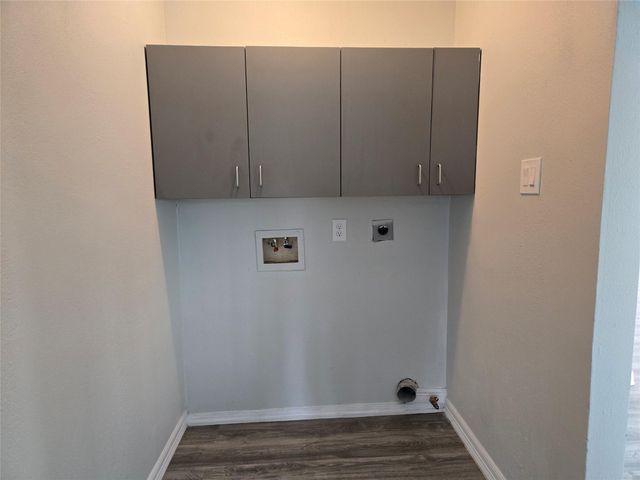 8754 Guinevere Street, Houston, TX 77029