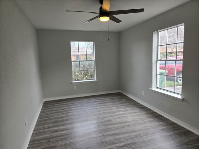 8754 Guinevere Street, Houston, TX 77029