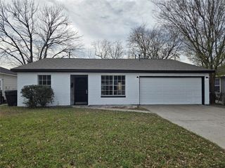 8754 Guinevere Street, Houston, TX 77029