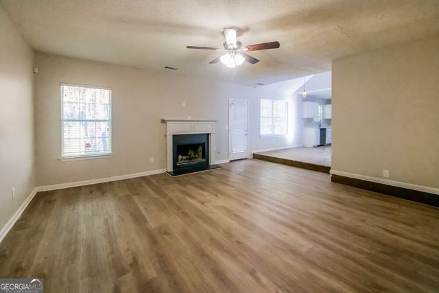 4554 Glider Circle, Douglasville, GA 30135