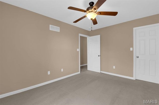 340 Cambridgeshire Court, St Peters, MO 63376