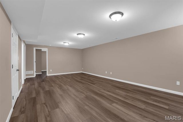 340 Cambridgeshire Court, St Peters, MO 63376