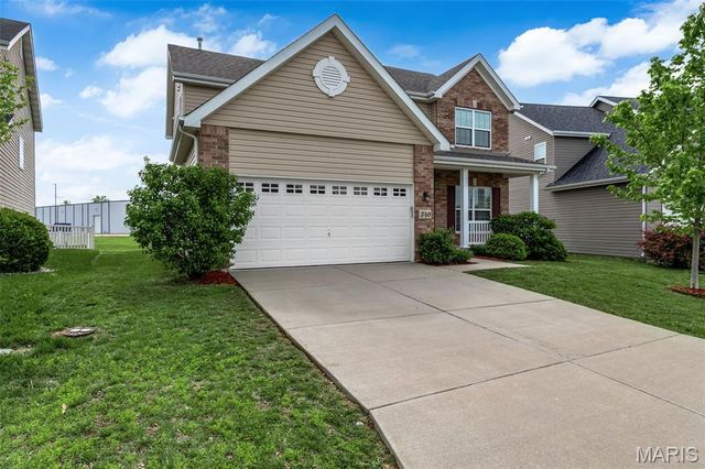 340 Cambridgeshire Court, St Peters, MO 63376